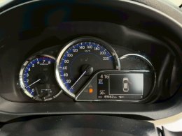 TOYOTA YARIS ATIV 1.2 HIGH CVT AT (AB/ABS) ปี2019 ราคา389,000บาท