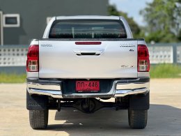 TOYOTA HILUX REVO SMART CAB 2.4 PRERUNNER E AT ปี2018 ราคา 499,000บาท