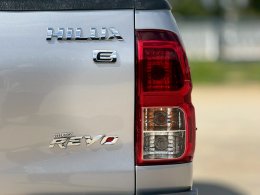 TOYOTA HILUX REVO SMART CAB 2.4 PRERUNNER E AT ปี2018 ราคา 499,000บาท