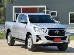TOYOTA HILUX REVO SMART CAB 2.4 PRERUNNER E AT ปี2018 ราคา 499,000บาท