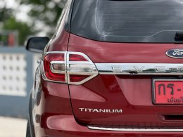 FORD EVEREST 2.2 TITANIUM+ AT (AB/ABS) ปี2018 ราคา669,000บาท