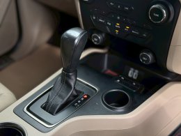 FORD EVEREST 2.2 TITANIUM+ AT (AB/ABS) ปี2018 ราคา669,000บาท