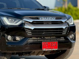 ISUZU D-MAX CAB 4 1.9 L MT (DA) ปี2021 ราคา 499,000บาท