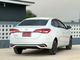 TOYOTA YARIS ATIV 1.2 SPORTPREMIUM CVT AT ปี2021 ราคา459,000บาท