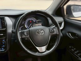 TOYOTA YARIS ATIV 1.2 SPORTPREMIUM CVT AT ปี2021 ราคา459,000บาท