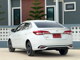 TOYOTA YARIS ATIV 1.2 SPORTPREMIUM CVT AT ปี2021 ราคา459,000บาท