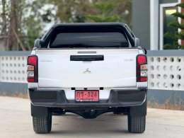 MITSUBISHI TRITON DUAL CAB 2.4 GLS MT 4WD (AB/ABS) ปี2022 ราคา599,000บาท
