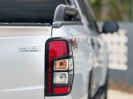 MITSUBISHI TRITON DUAL CAB 2.4 GLS MT 4WD (AB/ABS) ปี2022 ราคา599,000บาท