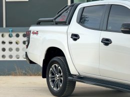 MITSUBISHI TRITON DUAL CAB 2.4 GLS MT 4WD (AB/ABS) ปี2022 ราคา599,000บาท