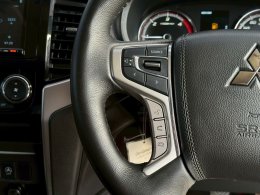 MITSUBISHI TRITON DUAL CAB 2.4 GLS MT 4WD (AB/ABS) ปี2022 ราคา599,000บาท