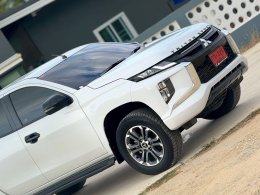 MITSUBISHI TRITON DUAL CAB 2.4 GLS MT 4WD (AB/ABS) ปี2022 ราคา599,000บาท