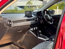 MAZDA 2 HATCHBACK SPORT SKYACTIVE HIGH CONNECT 1.3 ปี2019 ราคา379,000บาท