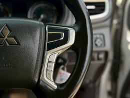 MITSUBISHI TRITON DUAL CAB 2.4 GLS PLUS (AB/ABS) AT ปี2022 ราคา619,000บาท