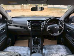 MITSUBISHI TRITON EXT. CAB 2.5 GLX MT (AB/ABS) ปี2021 ราคา439,000บาท