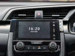 HONDA CIVIC FK 1.5 TURBO CVT HATCH ปี2017 ราคา729,000บาท