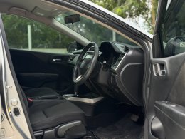 HONDA CITY 1.5 V+ I-VTEC CVT AT (ABABS) ปี2017 CVT AT (ABABS) ปี2017 ราคา 379,000 บาท
