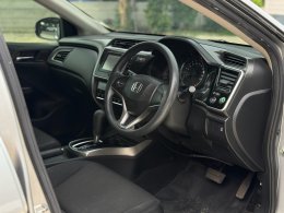 HONDA CITY 1.5 V+ I-VTEC CVT AT (ABABS) ปี2017 CVT AT (ABABS) ปี2017 ราคา 379,000 บาท