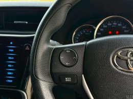 TOYOTA COROLLA ALTIS 1.8 E ปี2016 ราคา419,000บาท