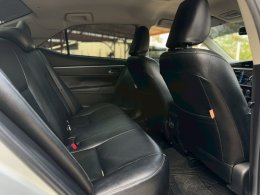 TOYOTA COROLLA ALTIS 1.8 E ปี2016 ราคา419,000บาท