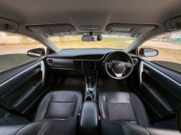 TOYOTA COROLLA ALTIS 1.8 E ปี2016 ราคา419,000บาท