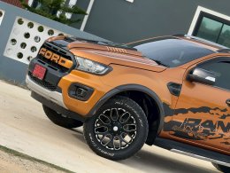 FORD RANGER DUAL CAB 2.2 HI-RIDER FX4 AT (AB/ABS) ปี2020 ราคา500,000บาท