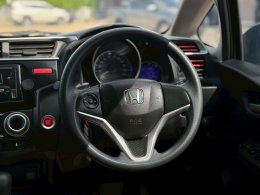 HONDA JAZZ 1.5 V I-VTEC CVT HATCH AT ปี 2019 ราคา 439,000 บาท