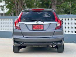 HONDA JAZZ 1.5 V I-VTEC CVT HATCH AT ปี 2019 ราคา 439,000 บาท
