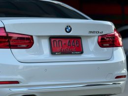 BMW 320D 2.0 ICONIC ปี2016 ราคา859,000บาท