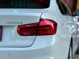 BMW 320D 2.0 ICONIC ปี2016 ราคา859,000บาท