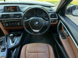 BMW 320D 2.0 ICONIC ปี2016 ราคา859,000บาท
