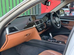 BMW 320D 2.0 ICONIC ปี2016 ราคา859,000บาท