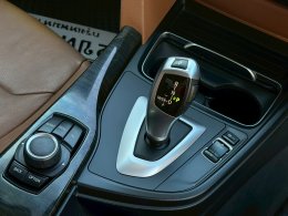 BMW 320D 2.0 ICONIC ปี2016 ราคา859,000บาท