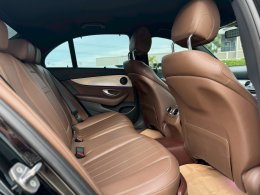 MERCEDES BENZ E350e Exclusive Plug-in Hybrid ปี2017 ราคา899,000บาท 