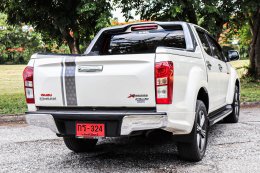 ISUZU D-MAX CAB4 1.9 HI-LANDER X-SERIES Z AT(DVD)ปี2018 ราคา849,000บาท