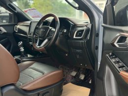 ISUZU D-MAX CAB4 VCROSS 3.0ZP MT 4WD(Euro5) ปี2024 ราคา899,000บาท