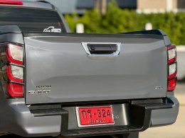 ISUZU D-MAX CAB4 VCROSS 3.0ZP MT 4WD(Euro5) ปี2024 ราคา899,000บาท
