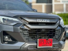 ISUZU D-MAX CAB4 VCROSS 3.0ZP MT 4WD(Euro5) ปี2024 ราคา899,000บาท