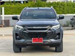 ISUZU D-MAX CAB4 VCROSS 3.0ZP MT 4WD(Euro5) ปี2024 ราคา899,000บาท
