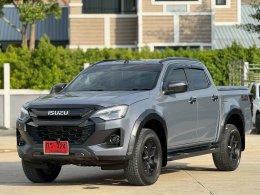 ISUZU D-MAX CAB4 VCROSS 3.0ZP MT 4WD(Euro5) ปี2024 ราคา899,000บาท