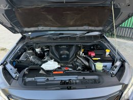 ISUZU D-MAX CAB4 VCROSS 3.0ZP MT 4WD(Euro5) ปี2024 ราคา899,000บาท