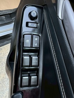 ISUZU D-MAX CAB 4 1.9 HI-LANDER Z MT(AB/ABS) ปี2022 ราคา649,000บาท