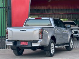 ISUZU D-MAX CAB 4 1.9 HI-LANDER Z MT(AB/ABS) ปี2022 ราคา649,000บาท