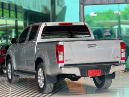 /D-MAX CAB 4 HILANDER2.5 Z DDI (ABS) MTปี2014/ ราคา 359,000 บาท