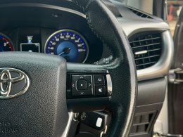 TOYOTA HILUX REVO DUAL CAB 2.4 PRERUNNER G AT ปี2017 ราคา549,000บาท