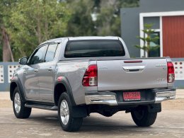 TOYOTA HILUX REVO DUAL CAB 2.4 PRERUNNER G AT ปี2017 ราคา549,000บาท