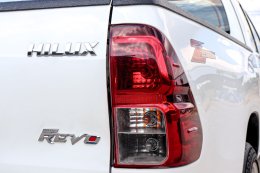 HILUX  REVO  SMART CAB2.4 Z EDITION J PLUS MT ปี2019ราคา379,000บาท มือสอง