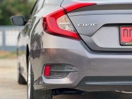 HONDA CIVIC 1.8 E I-VTEC CVT FC ปี 2018 ราคา 559,000 บาท