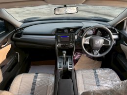 HONDA CIVIC 1.8 E I-VTEC CVT FC ปี 2018 ราคา 559,000 บาท