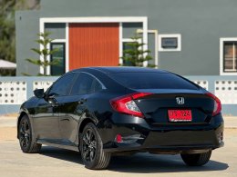 HONDA CIVIC 1.8 E  I-VTEC (AB/ABS)  ปี2018 ราคา559,000บาท