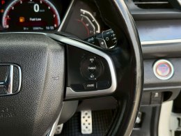 HONDA CIVIC FC 1.5 RS  ปี2017 ราคา699,000บาท